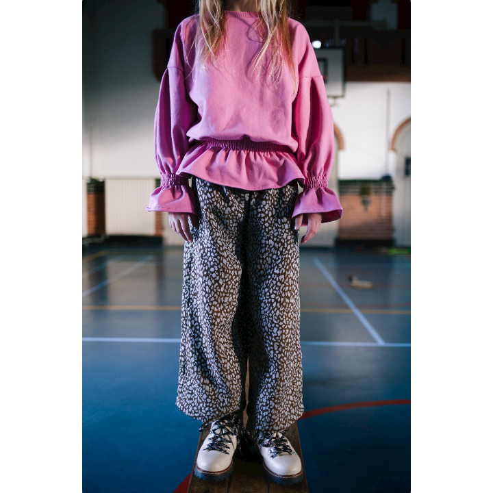 Karlie sweater chateau pink