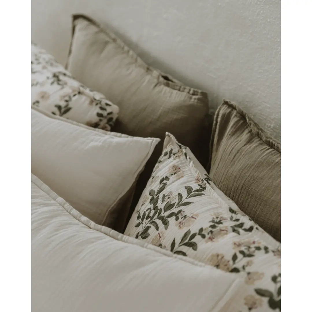 Geranium Muslin Pillowcase GARBO & FRIENDS