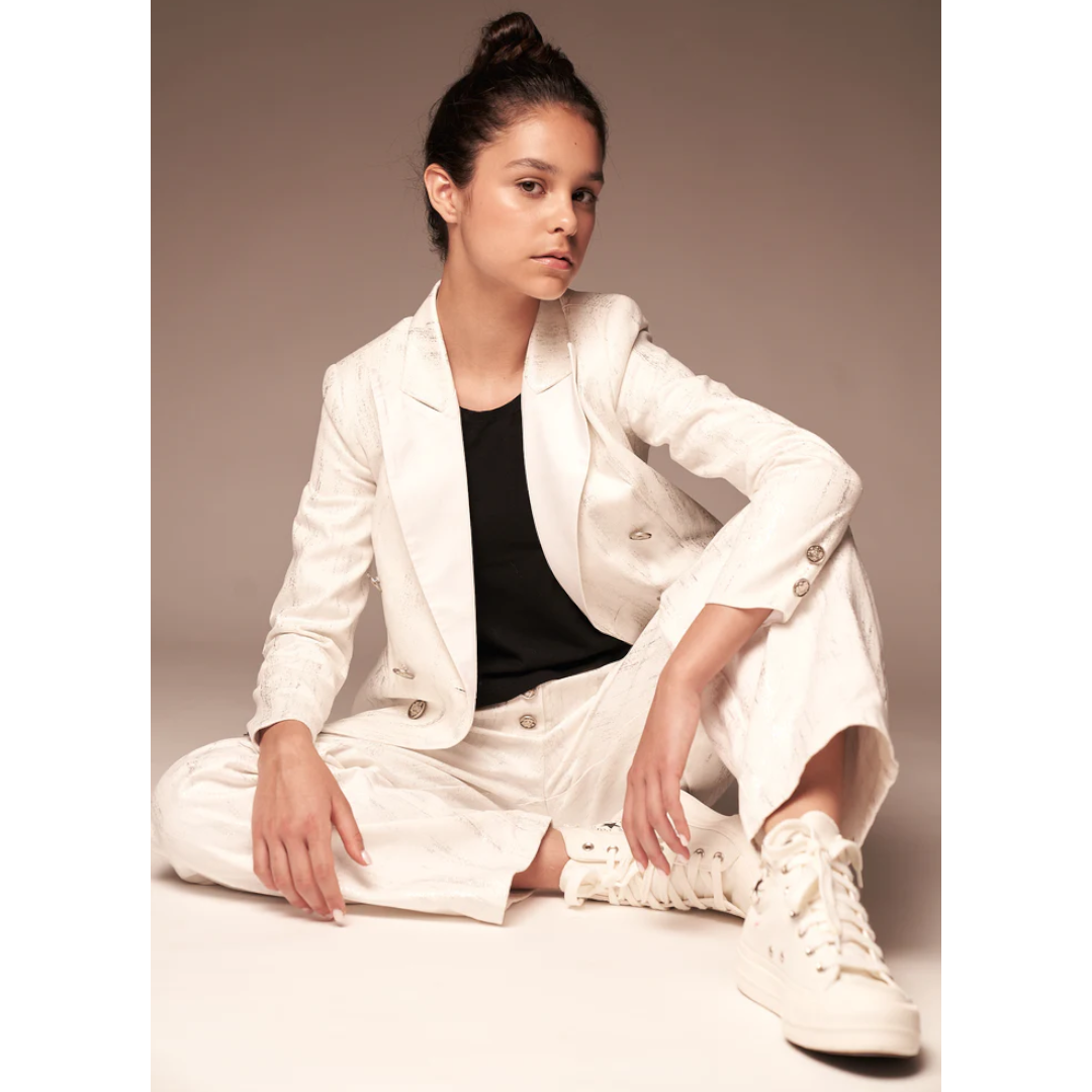 Andrea Suit