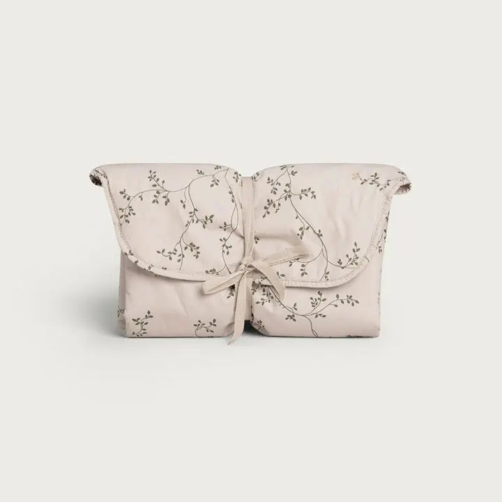 Botany Change To Go GARBO & FRIENDS