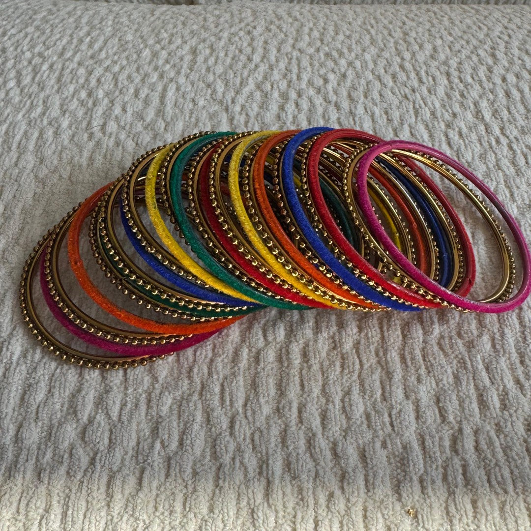 Multicolor set of 24 Bangles