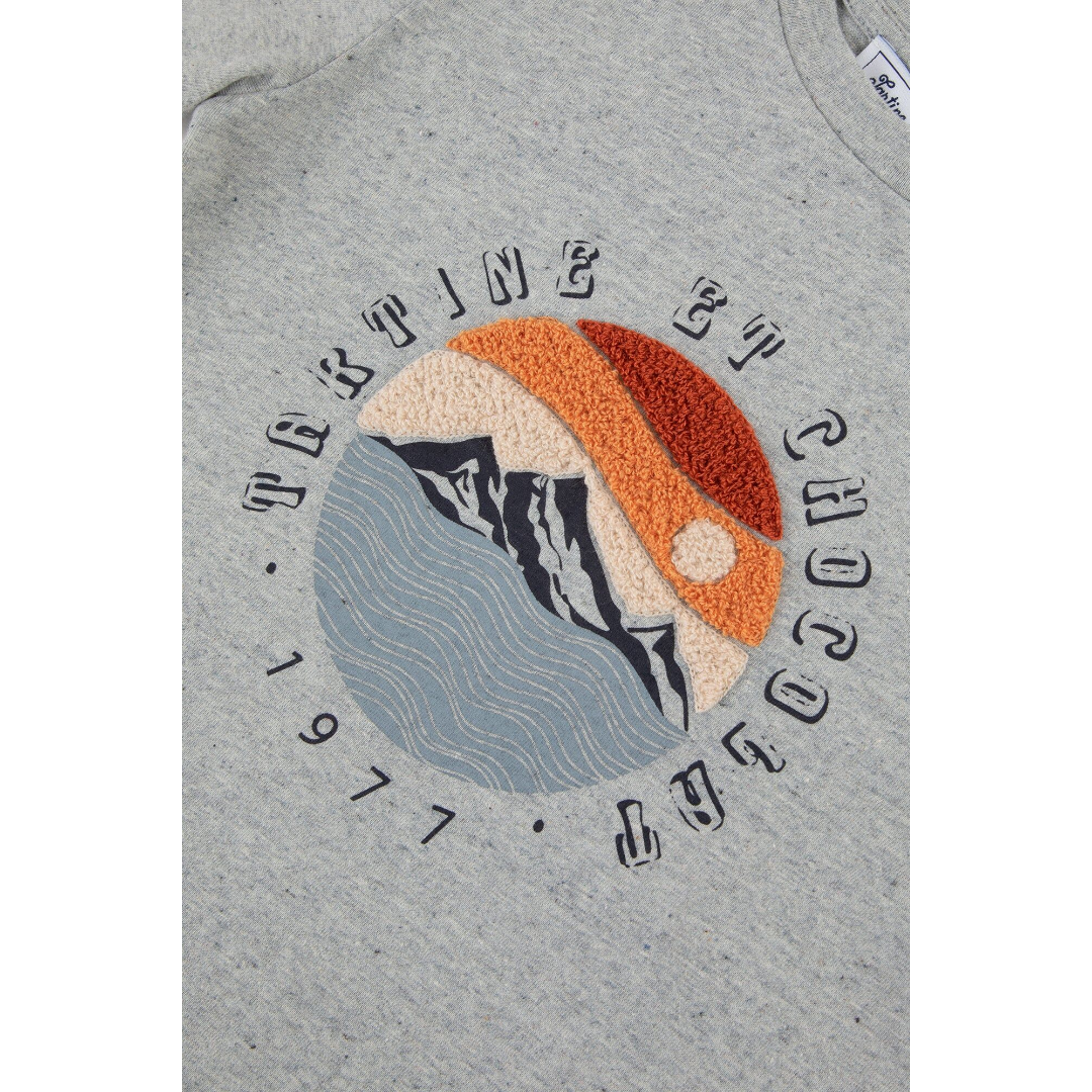 T-Shirt - Grey Sunset Illustration