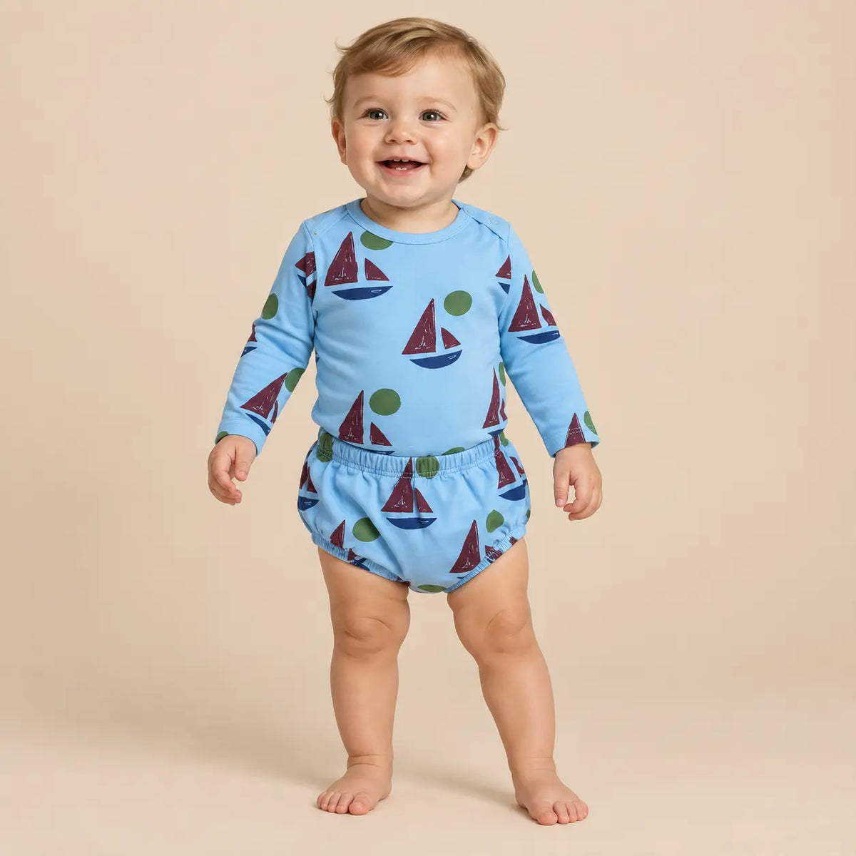 Baby Boat body & Culotte - 12M boy lookbook pose 1