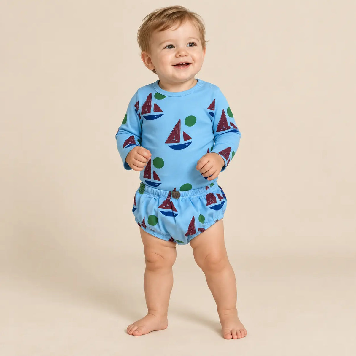 Baby Boat body & Culotte - 12M boy lookbook pose 2