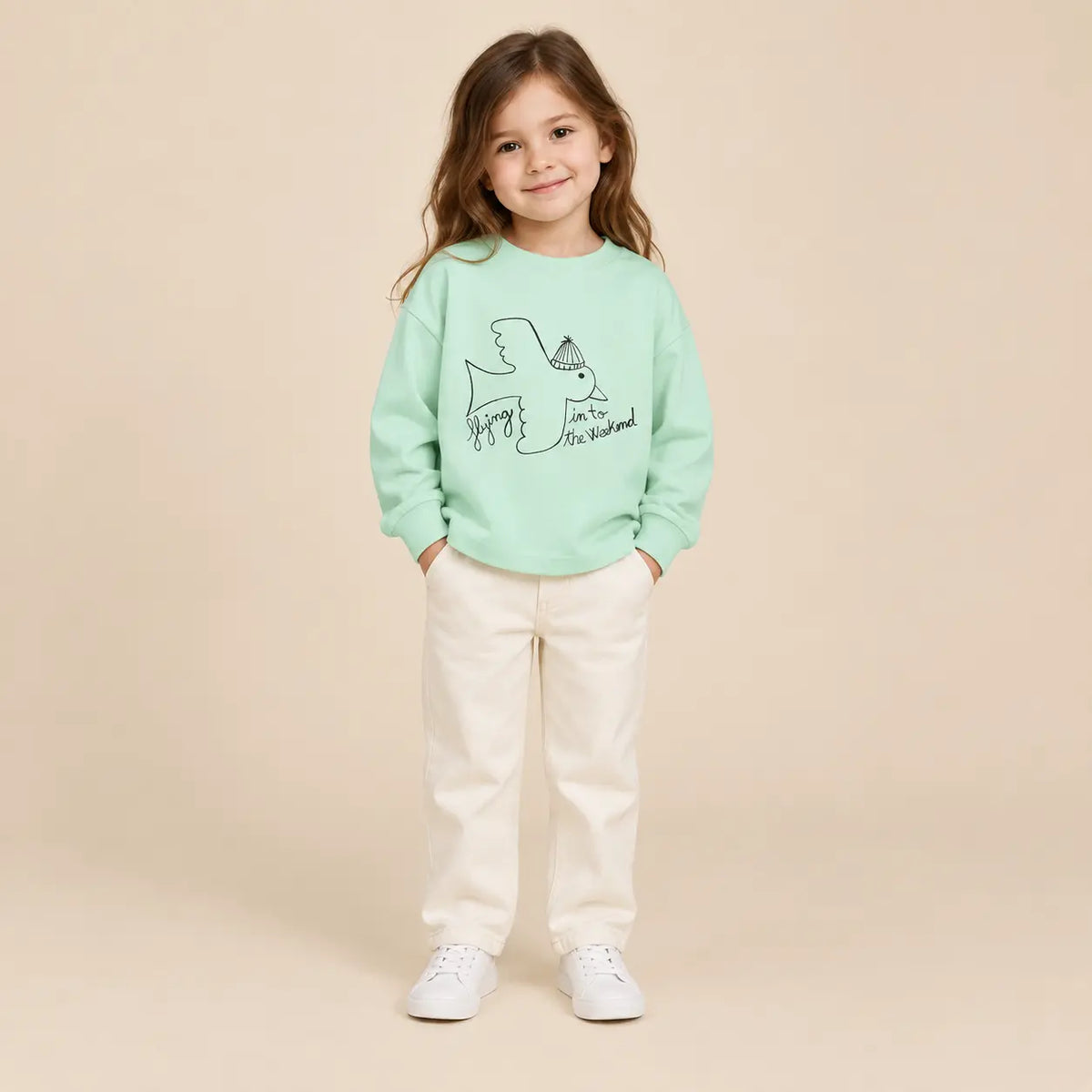 Bird T-shirt - Green - 4Y girl lookbook pose 1