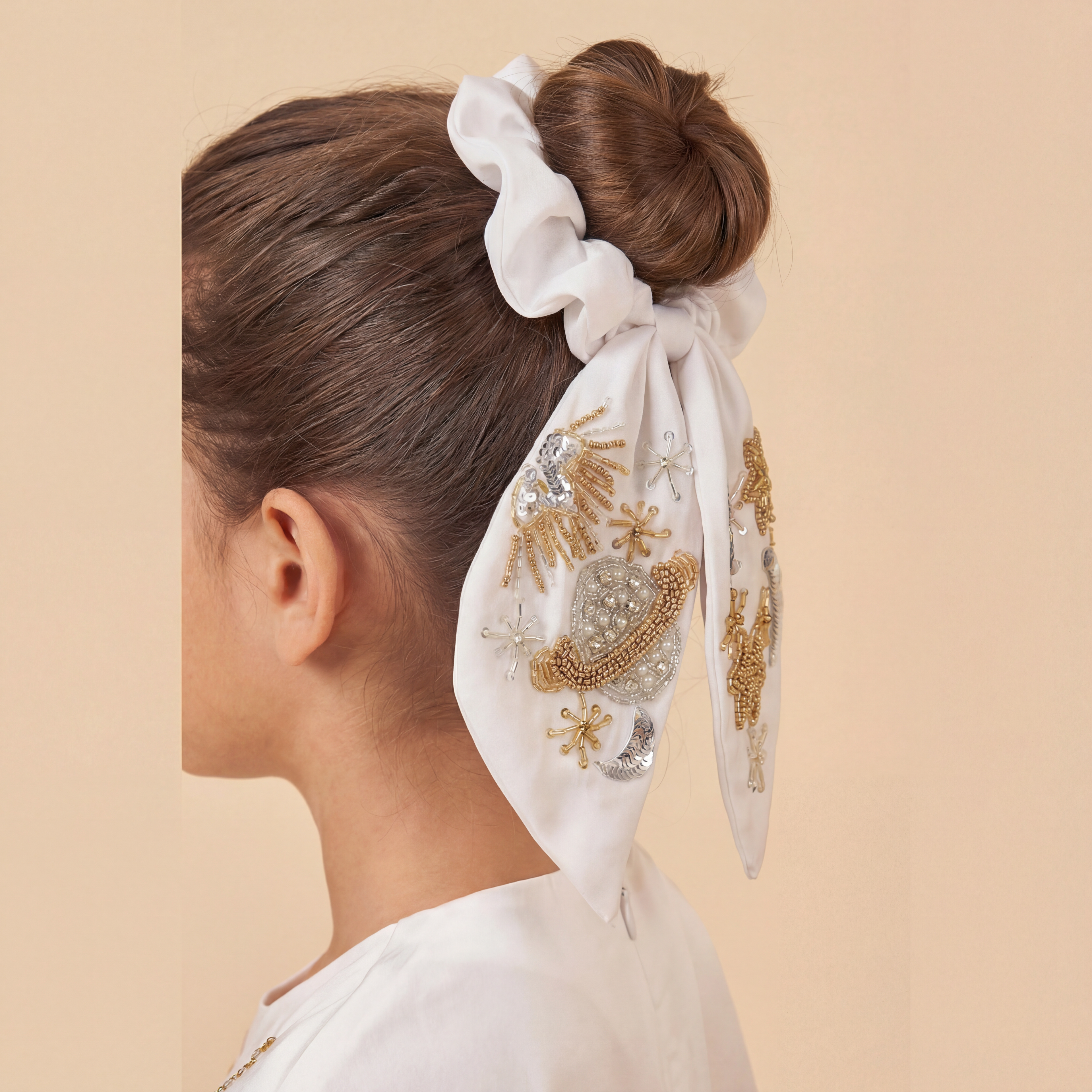 Ivory Scrunchy