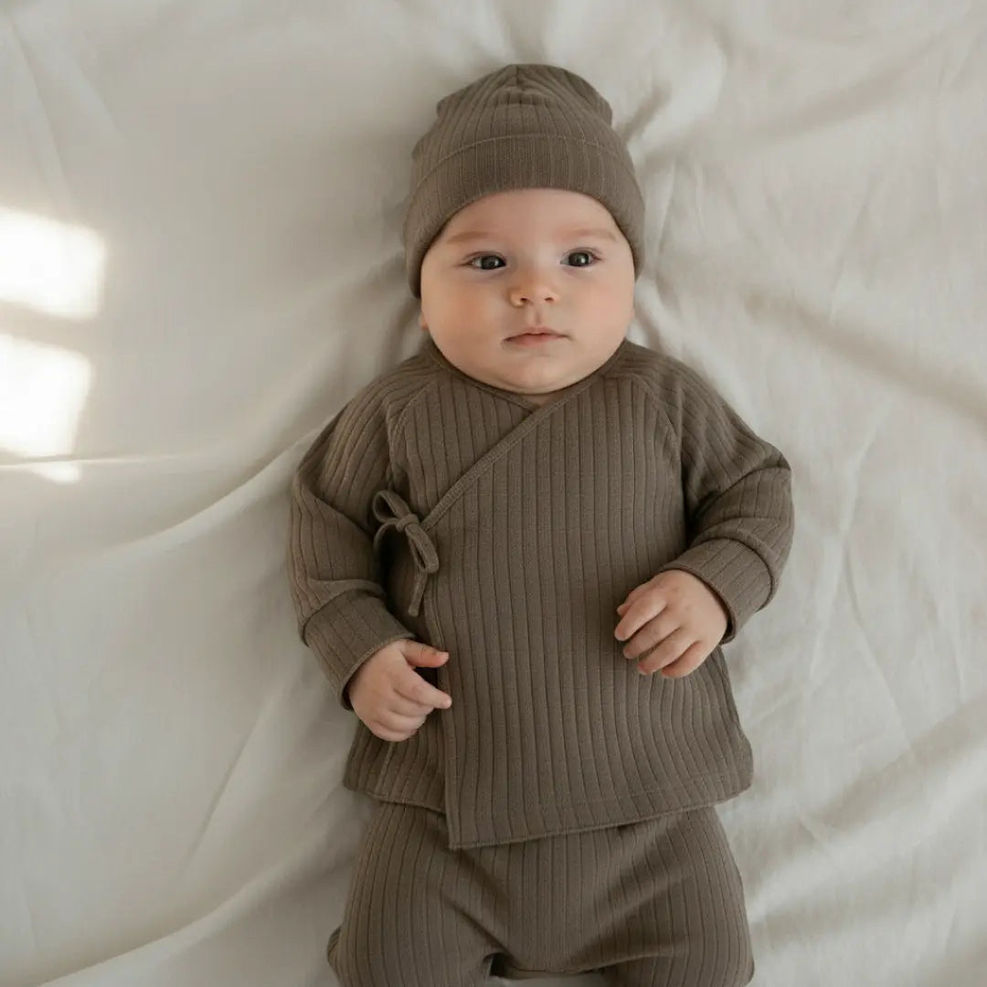 Mara Newborn Ribbed Set - Cocoa ORELIE