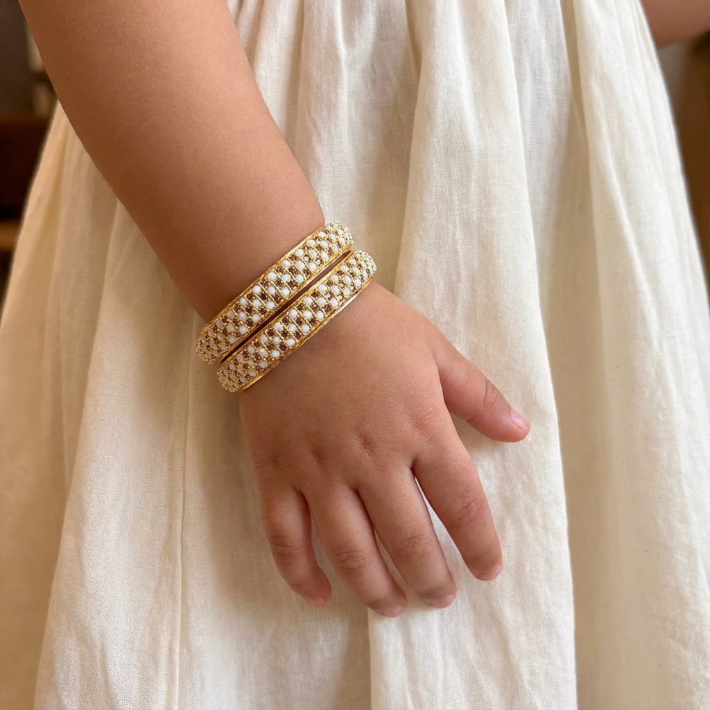 Elina Pearl Grid Bangle