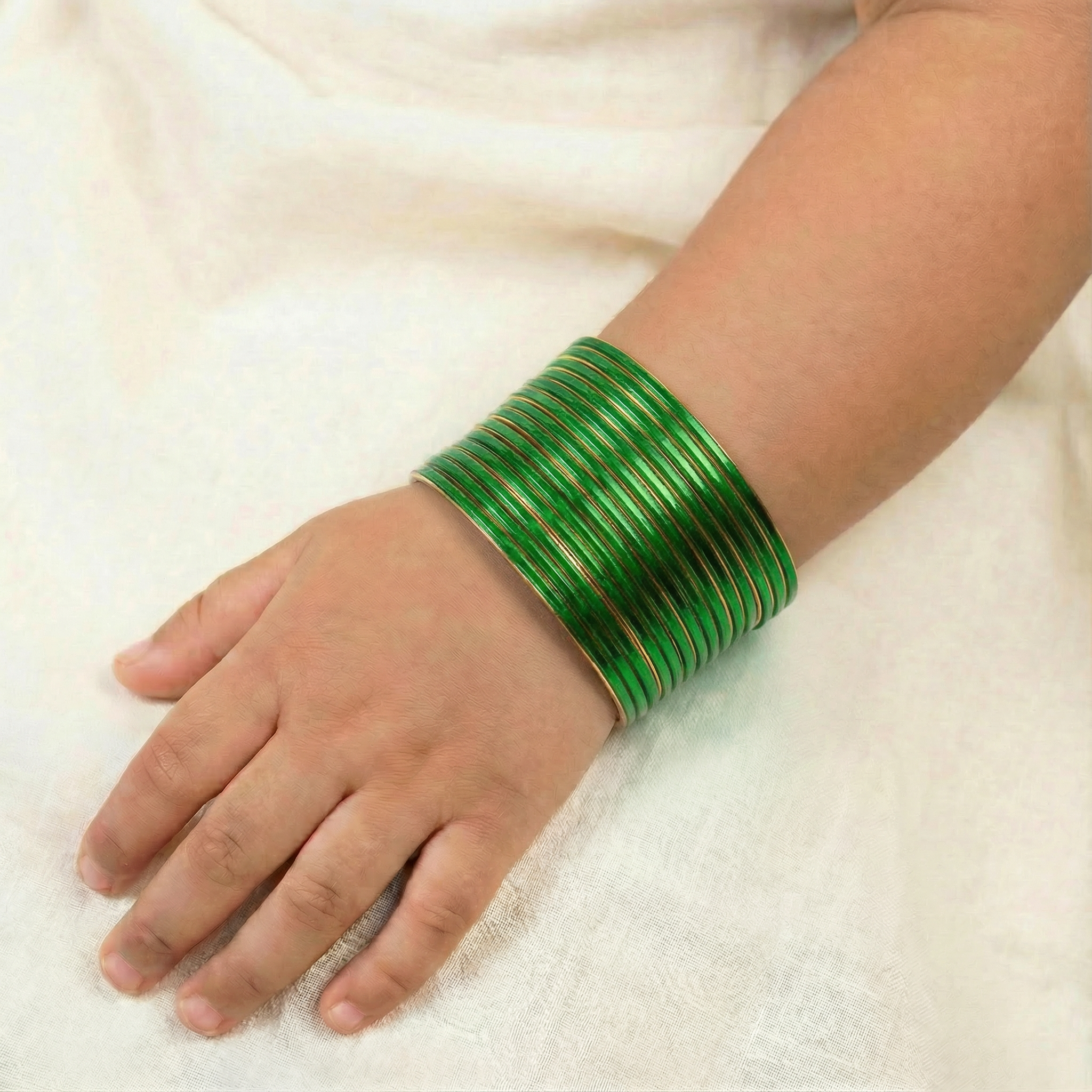 12 Piece Mettalic Solid Colors Bangles