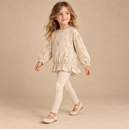 Beige studio lookbook: Tunic with twigs print - Oat; 6Y; full-body child model; look 2
