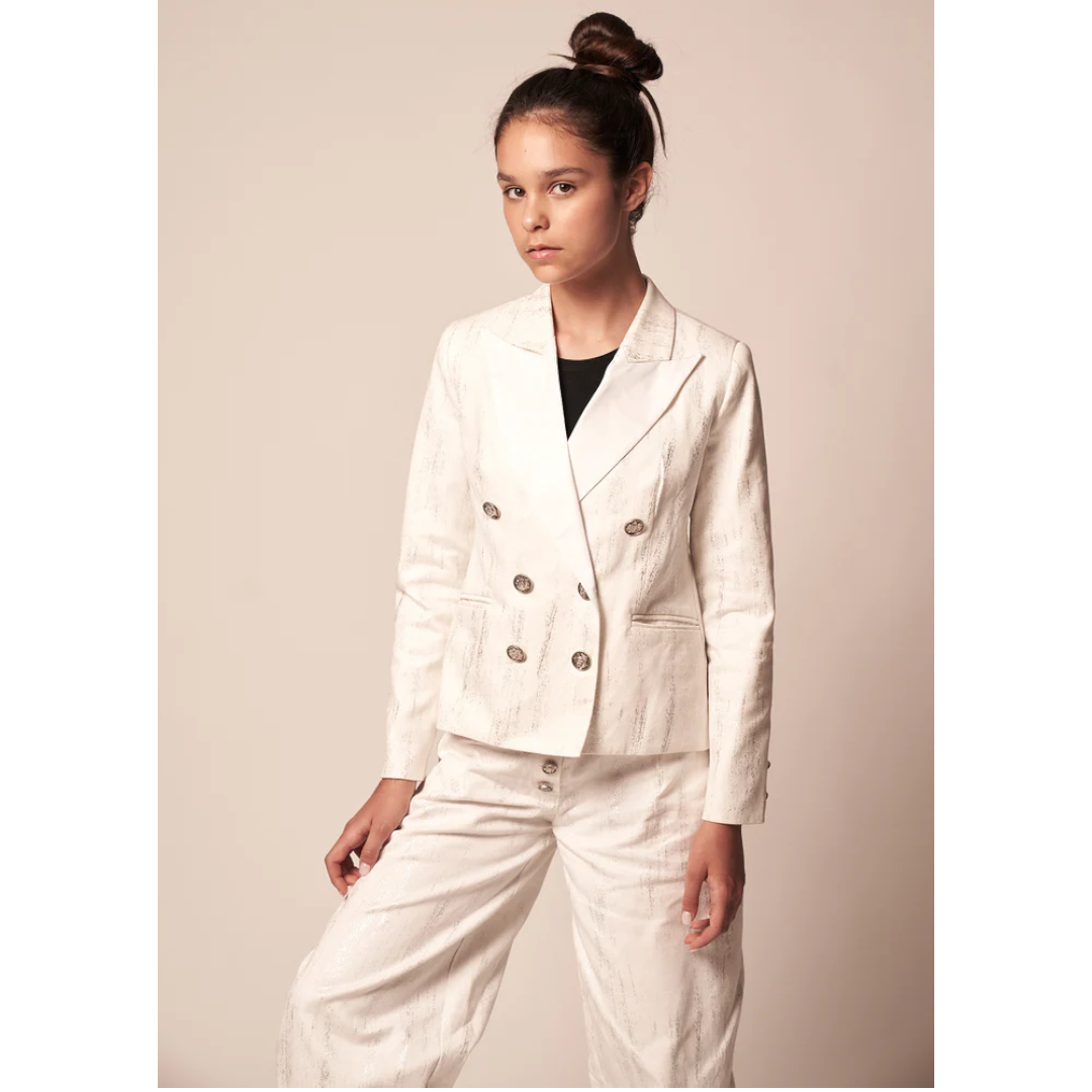 Andrea Suit