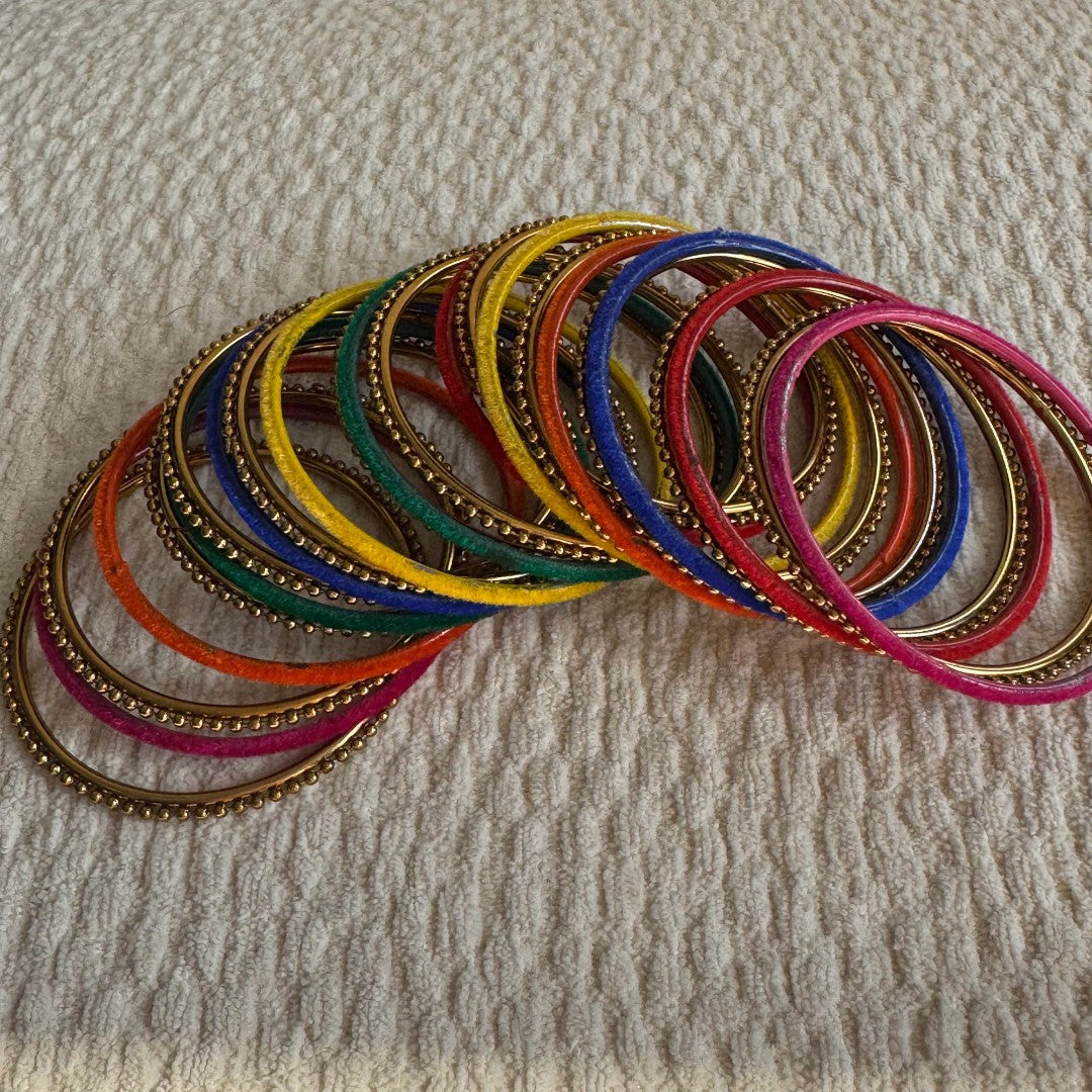 Multicolor set of 24 Bangles