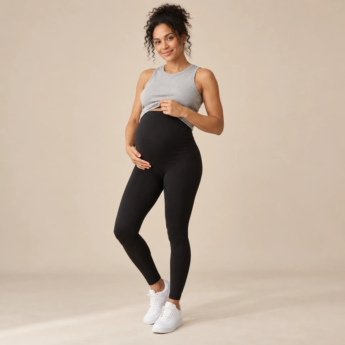 OONO leggings-Black — maternity lookbook, look 01