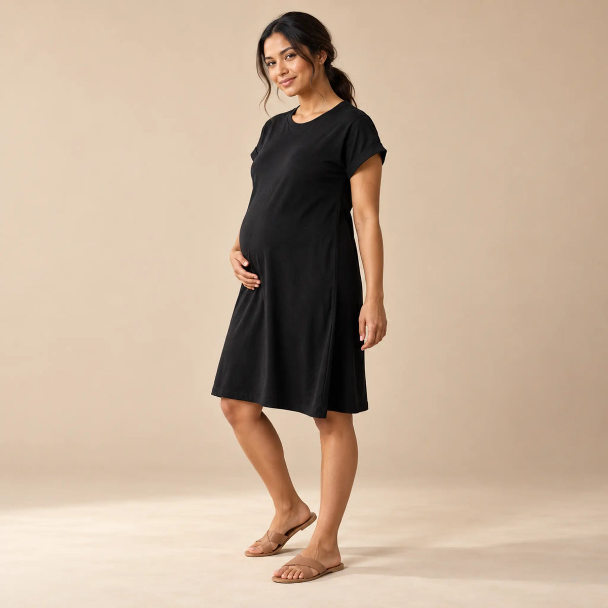 The-shirt dress — maternity lookbook, look 02