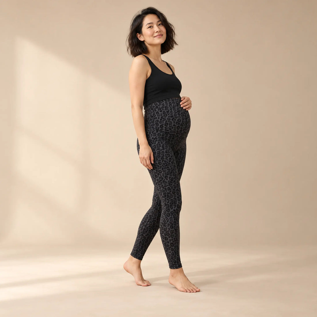 OONO leggings-leo print grey/black — maternity lookbook, look 02