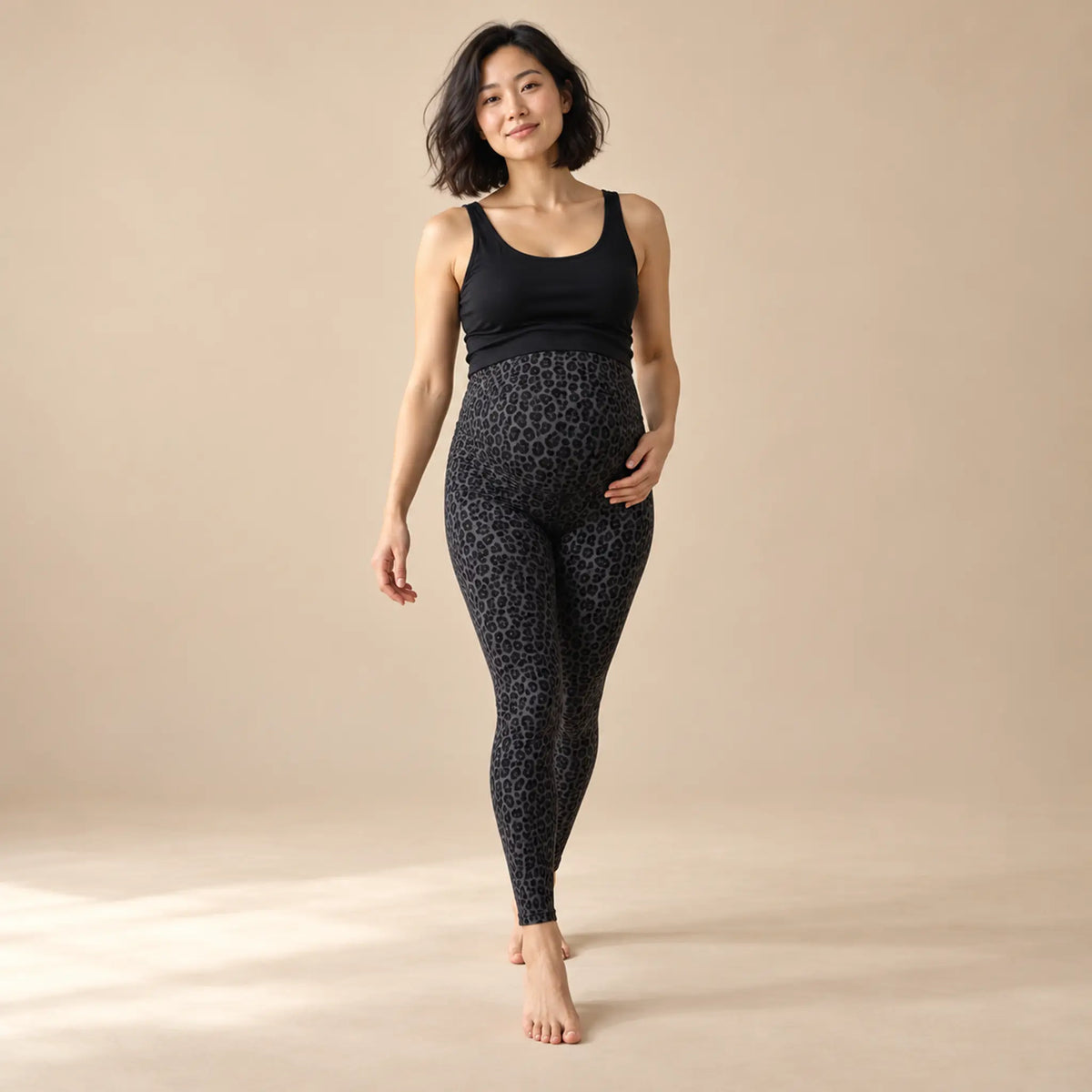 OONO leggings-leo print grey/black — maternity lookbook, look 03