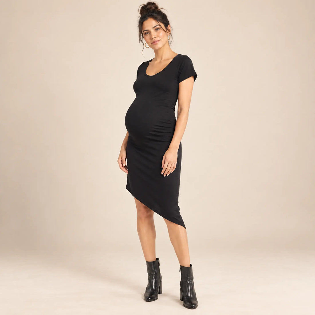 India Maternity T-Shirt Dress — maternity lookbook, look 01