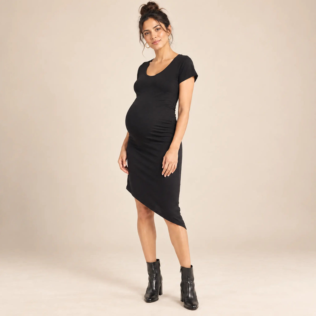India Maternity T-Shirt Dress — maternity lookbook, look 01
