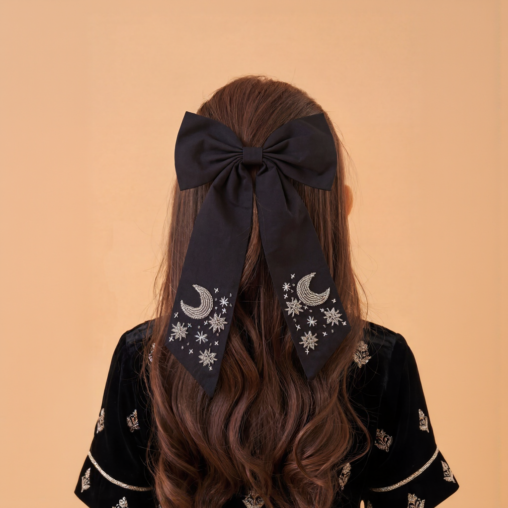 Luna Noir Bow