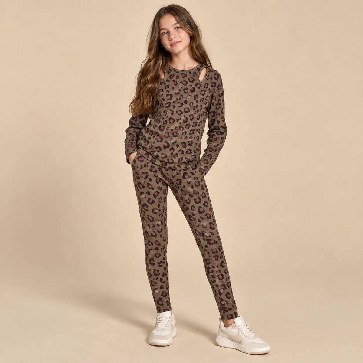 Animal Print Jersey T-shirt &amp; Leggings lookbook image 1