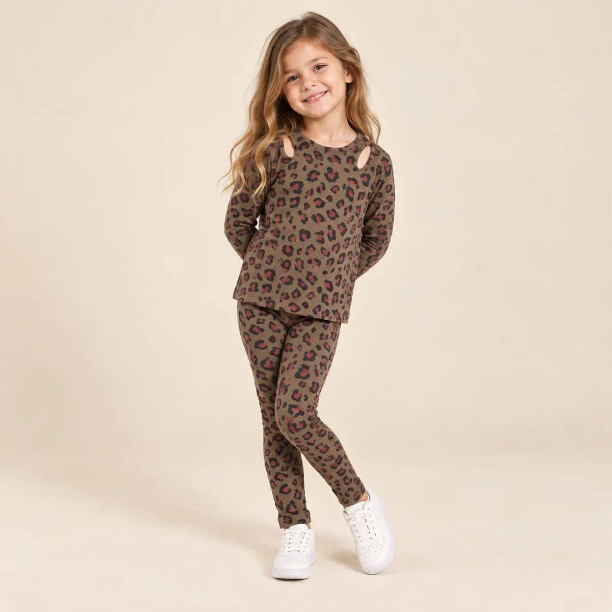 Animal Print Jersey T-shirt &amp; Leggings lookbook image 3