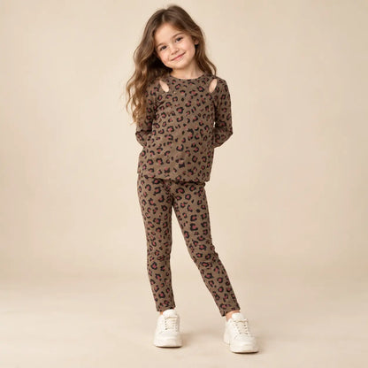 Animal Print Jersey T-shirt &amp; Leggings lookbook image 5