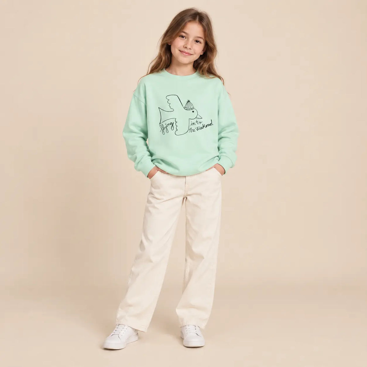 Bird T-shirt - Green - 9Y girl lookbook pose 1