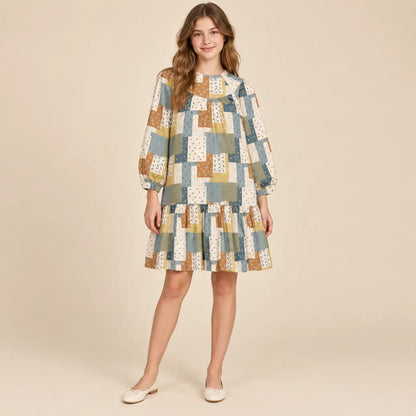 Bobbie Dress - 16Y girl lookbook pose 1