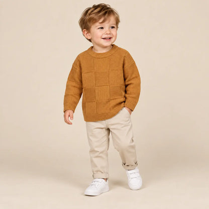 Fanatical squares knitted sweater sandstone - 2Y boy lookbook pose 2