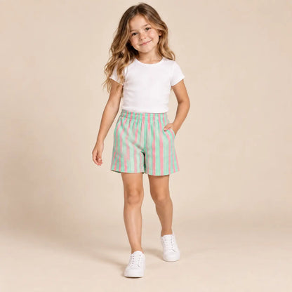 Fluor bermuda - 6Y girl lookbook pose 2