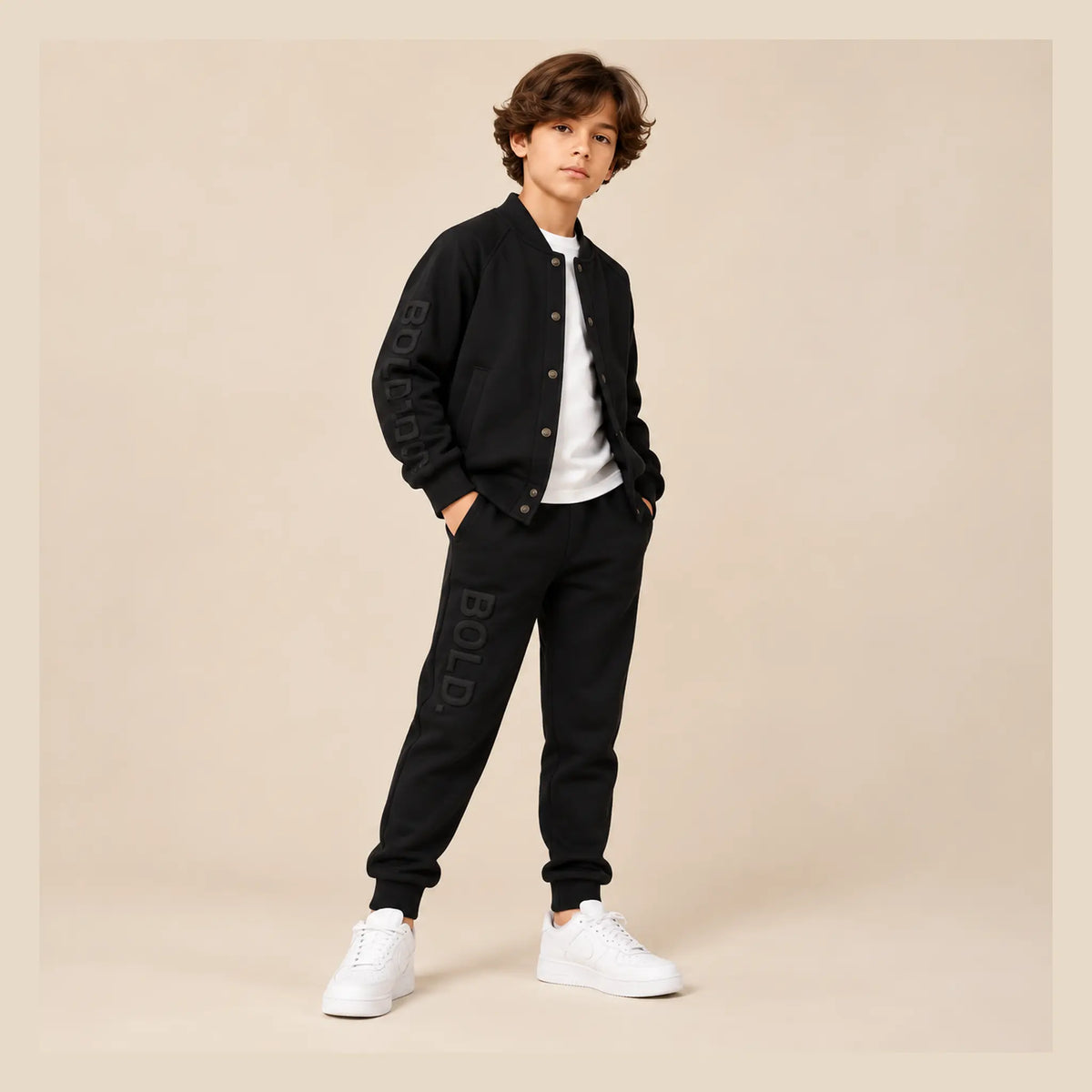 Kids Sweatpants Ultra Black - 12Y boy lookbook pose 2